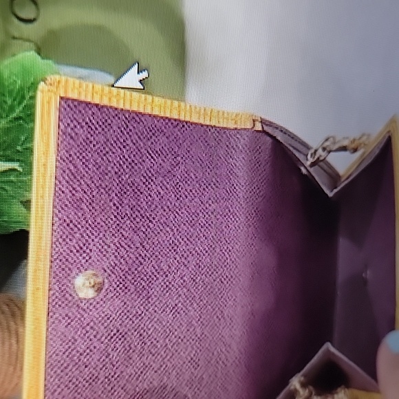 Modified Louis Vuitton Epi Porte Friulle Elise Gold Trifold wallet - Picture 6 of 13